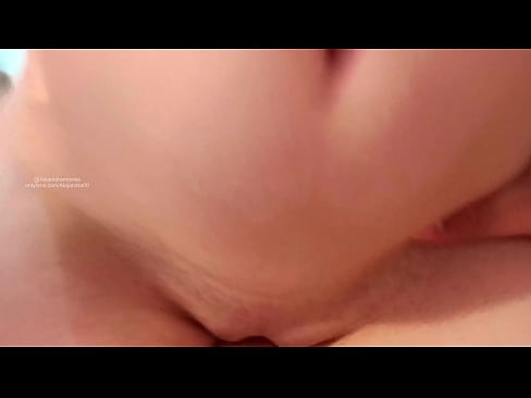 ❤️ Op de keamer fan myn suster sliepe en sa waard ik wekker ❤️ Seksfideo op fy.zoomporno.ru ❌️❤